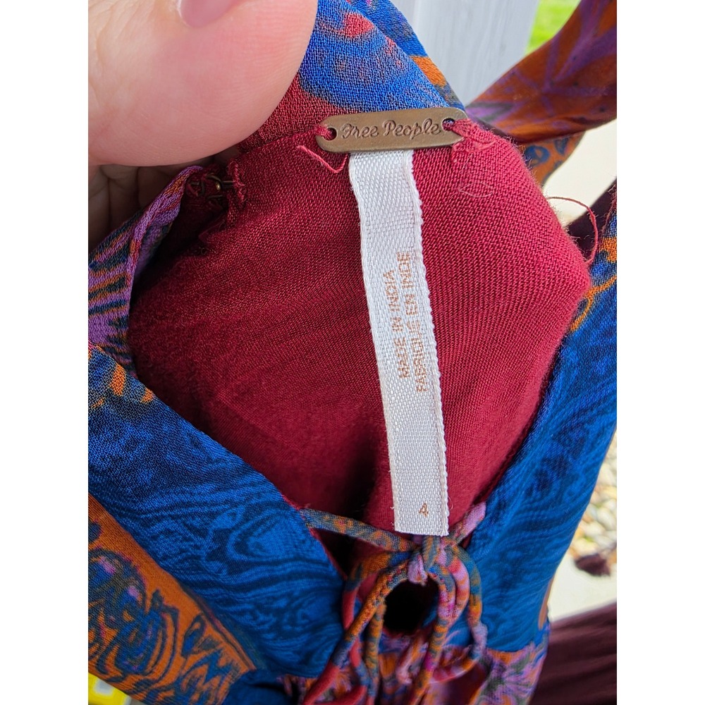 Free People Red Blue Paisley Boho Maxi Dress Size 4 Tassel Tie Back Strappy - Picture 7 of 11